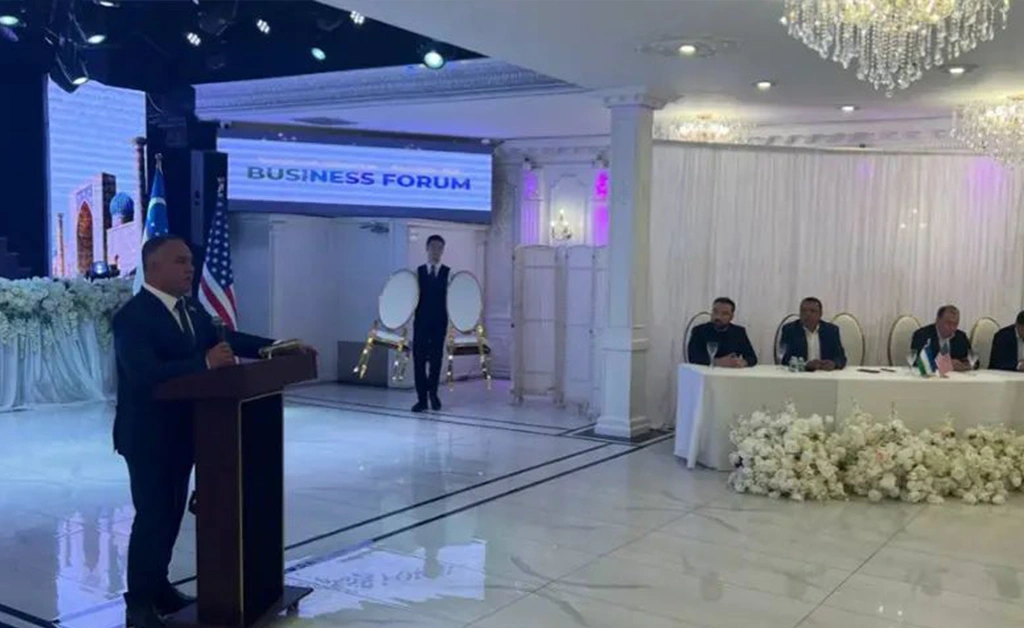 ATBA executives attending the Samarkand – USA Business Forum in Brooklyn, New York with Governor Adiz Boboev and officials.